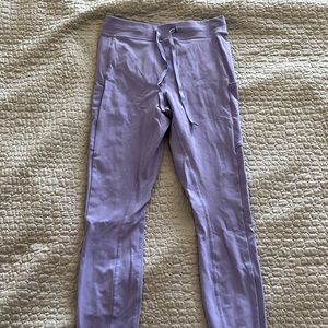 Mid rise long alo yoga leggings with pockets size small